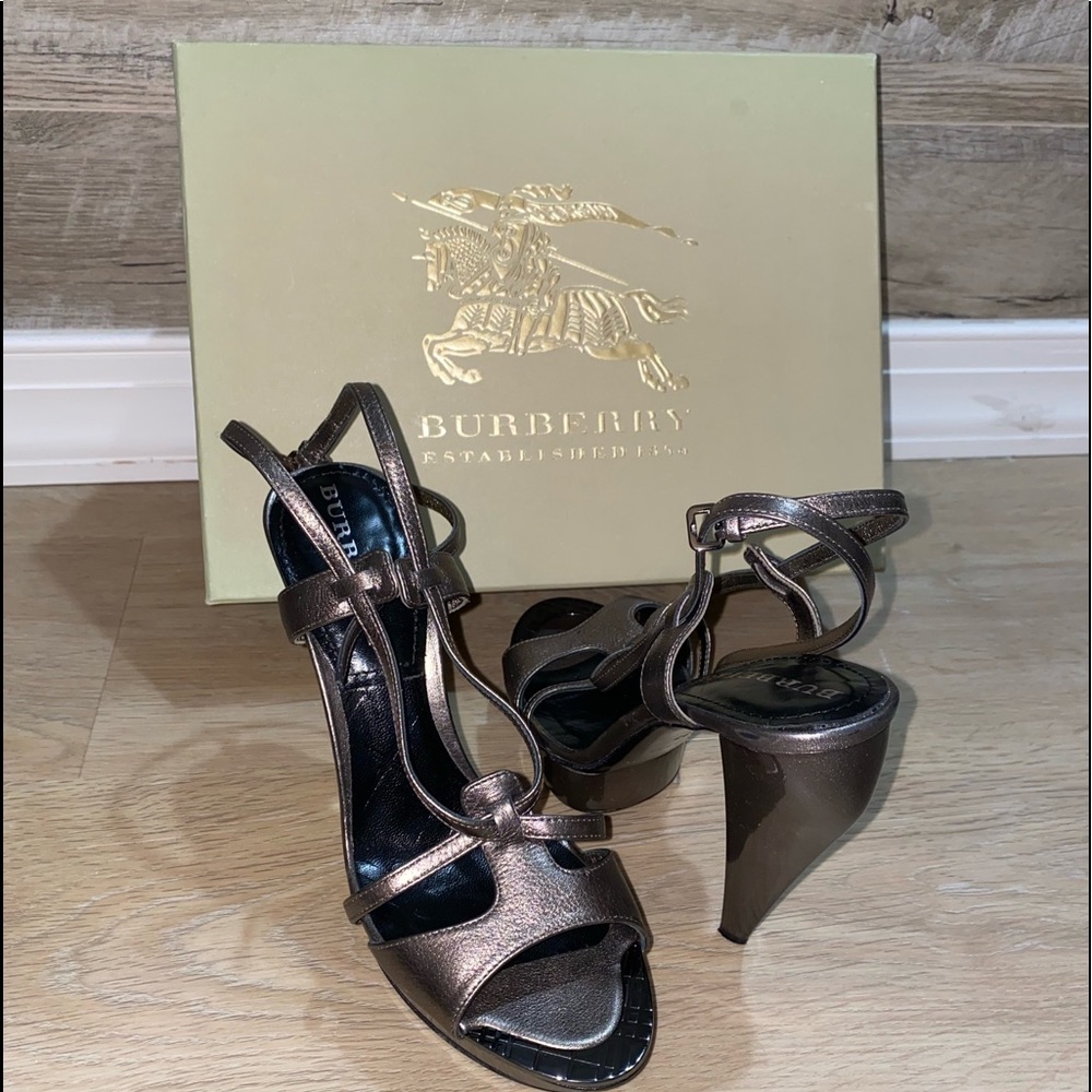 Gray Metallic Burberry heels .